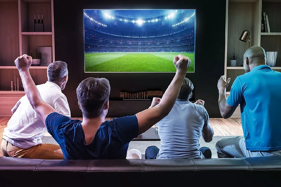 Live Football Streaming: Choosing Compatible Devices for Every Fan